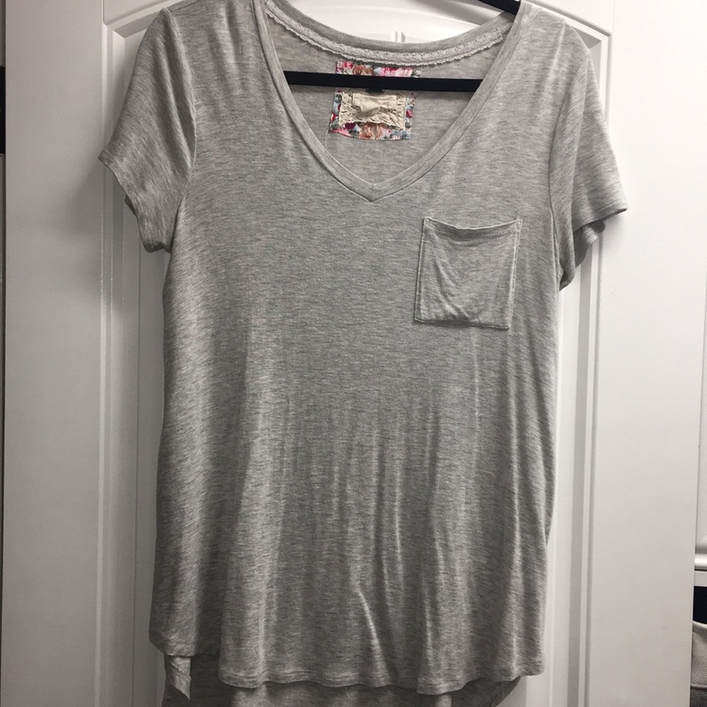 Cupio Gray pocket hi/low T-shirt